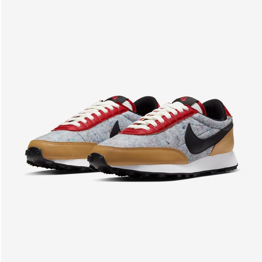 Nike Women' Daybreak Sneakers, Color: Red/Gold Suede, Size: 9, Great Condition